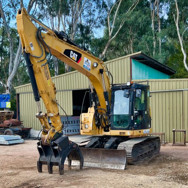 excavator hire in wangaratta